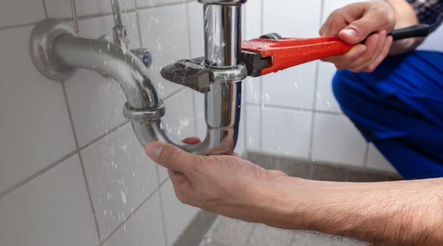 Electric tankless water heater installation in Fe Warren Afb, WY
